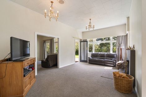 Photo of property in 1 Takapari Road, Pohangina, Ashhurst, 4884