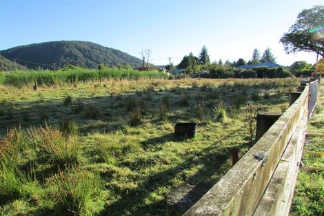 Photo of property in 50 Clifford Street, Blackball, 7804