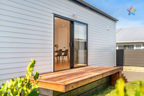 Photo of property in 24a Fraser Crescent, Elderslea, Upper Hutt, 5018