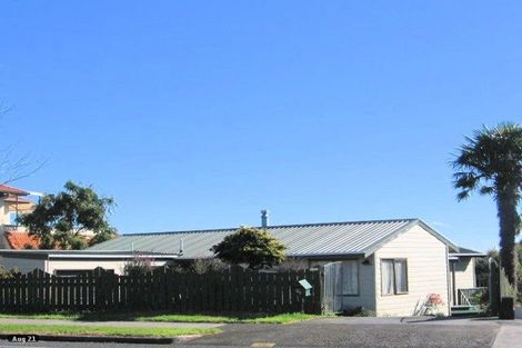 Photo of property in 80 Eugenia Rise, Totara Heights, Auckland, 2105