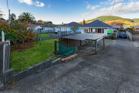 Photo of property in 312 Main Road, Tawa, Wellington, 5028