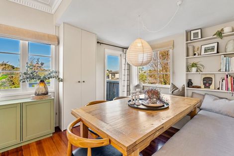 Photo of property in 113a Chaucer Road, Hospital Hill, Napier, 4110