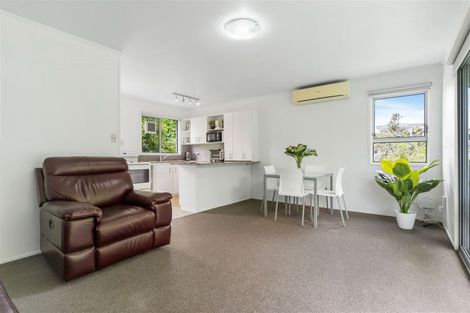 Photo of property in 2/14 Pegler Drive, Howick, Auckland, 2014