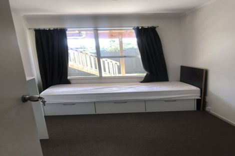 Photo of property in 10 Tercel Place, Sunnyhills, Auckland, 2010