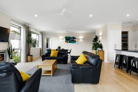 Photo of property in 64 Roy Hilton Drive, Flagstaff, Hamilton, 3210