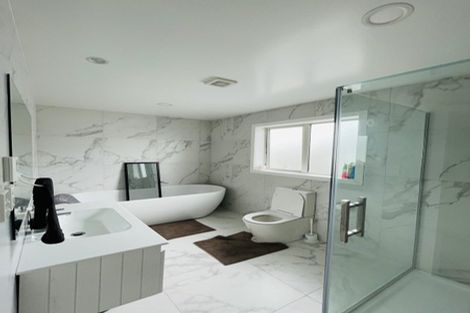 Photo of property in 11 Hangar Lane, Whenuapai, Auckland, 0618