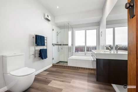 Photo of property in 35 Cudby Street, Woburn, Lower Hutt, 5011