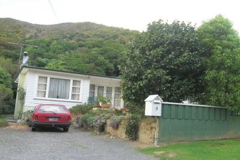 Photo of property in 31 Sunny Grove, Wainuiomata, Lower Hutt, 5014
