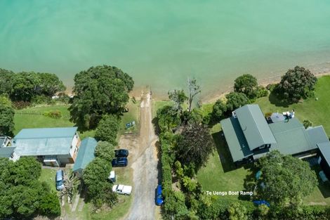 Photo of property in 537 Manawaora Road, Parekura Bay, Russell, 0184