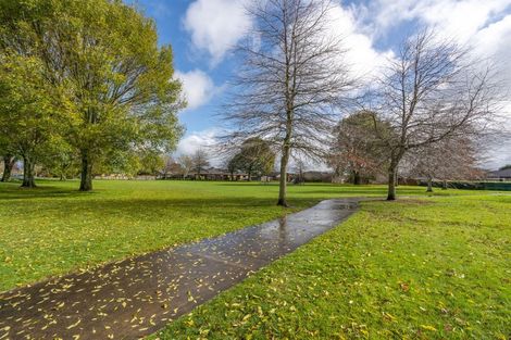 Photo of property in 35 Farringdon Avenue, Rototuna North, Hamilton, 3210