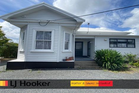 Photo of property in 40 West Coast Road, Glen Eden, Auckland, 0602