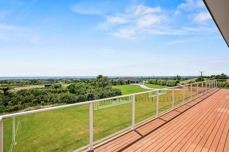 Photo of property in 1532 Carrington Road, Hurworth, New Plymouth, 4371