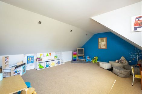 Photo of property in 10 Woolcombe Terrace, New Plymouth, 4310