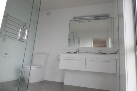 Photo of property in 31 Bemrose Place, Cockle Bay, Auckland, 2014