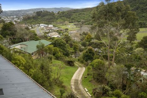 Photo of property in 10 Prebble Grove, Naenae, Lower Hutt, 5011