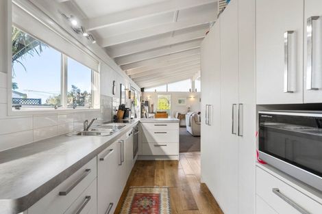 Photo of property in 103 Kotuku Street, Whangamata, 3620