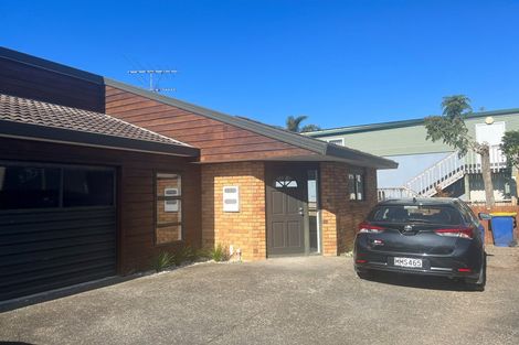 Photo of property in 4/26 Inverness Road, Browns Bay, Auckland, 0630