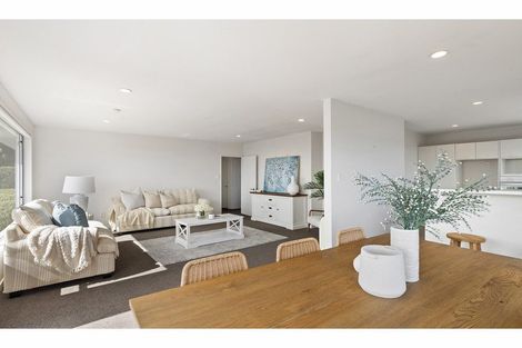 Photo of property in 118 Dyers Pass Road, Cashmere, Christchurch, 8022