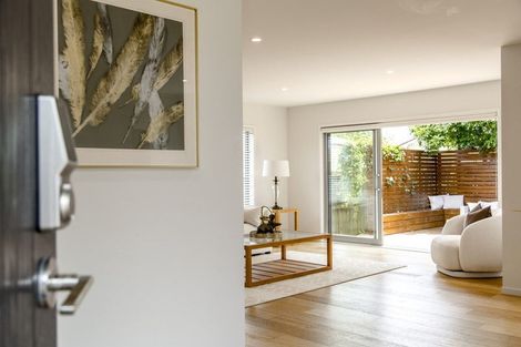 Photo of property in 89 Taikata Road, Te Atatu Peninsula, Auckland, 0610