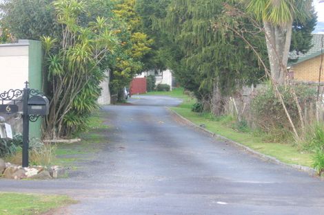 Photo of property in 2/6b Youngs Road, Papakura, 2110