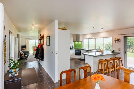 Photo of property in 26 Highland View Drive, Tokomaru, Palmerston North, 4474