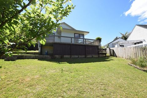 Photo of property in 3 Chardon Place, Henderson, Auckland, 0612