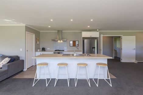 Photo of property in 12 Faydon Close, Ohau, Levin, 5570