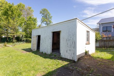 Photo of property in 10 Tennyson Street, Dannevirke, 4930