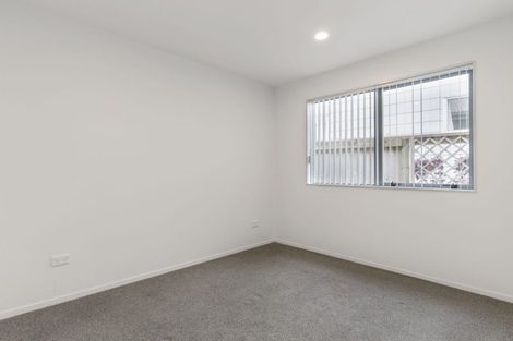 Photo of property in 12 Felicity Place, Unsworth Heights, Auckland, 0632