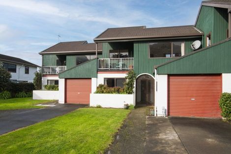 Photo of property in 67 Esplanade, Kaiti, Gisborne, 4010