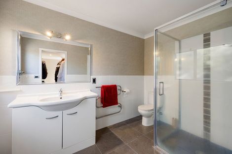 Photo of property in 20 Gibbston Close, Huntington, Hamilton, 3210