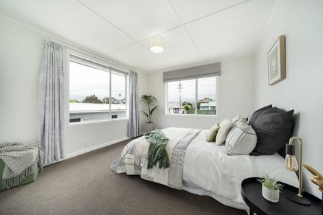 Photo of property in 2 Matatiro Street, Titahi Bay, Porirua, 5022