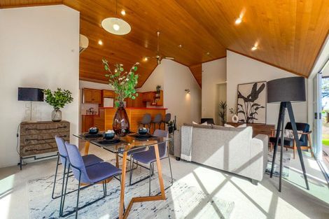 Photo of property in 102 Beach Road, Thames, 3500