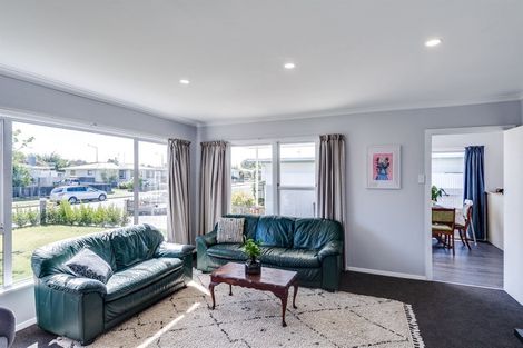 Photo of property in 57 Clarence Cox Crescent, Pirimai, Napier, 4112