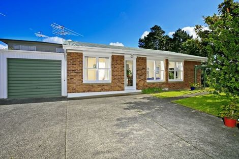 Photo of property in 2/239 Glamorgan Drive, Torbay, Auckland, 0630