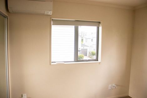 Photo of property in 10 Tribute Loop, Takanini, 2112