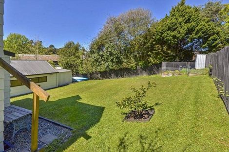 Photo of property in 8 Elmira Place, Browns Bay, Auckland, 0630