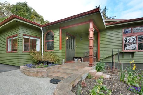 Photo of property in 4a Saint Ronans Road, Macandrew Bay, Dunedin, 9077