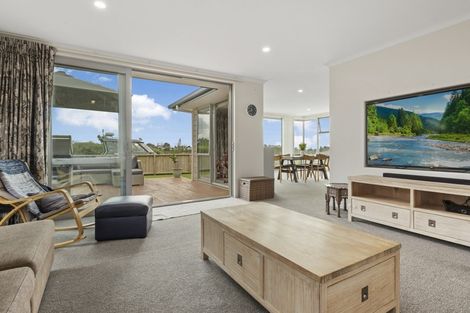 Photo of property in 12 Fleur Place, Te Puke, 3119