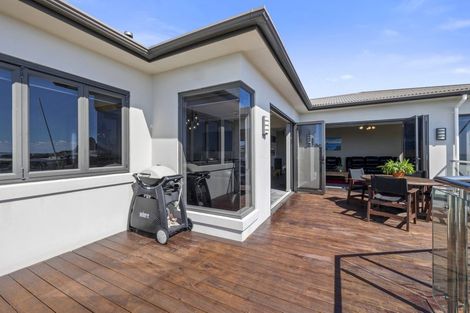 Photo of property in 3a Mission Street, Moturoa, New Plymouth, 4310