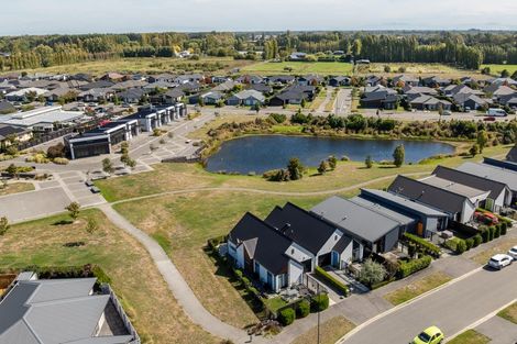 Photo of property in 15a Te Whenu Crescent, Marshland, Christchurch, 8083