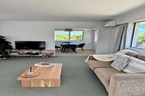 Photo of property in 2/42 Matua Road, Matua, Tauranga, 3110