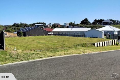 Photo of property in 3a Golf Vue Place, Castlecliff, Whanganui, 4501
