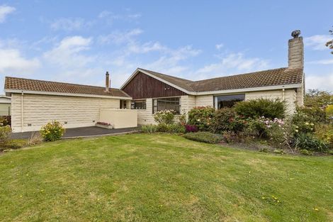 Photo of property in 16 Stewart Road, Milton, 9220