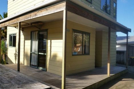 Photo of property in 1/22 Woodstock Road, Forrest Hill, Auckland, 0620