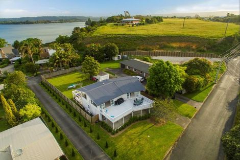 Photo of property in 6 Beach Grove, Omokoroa, 3114