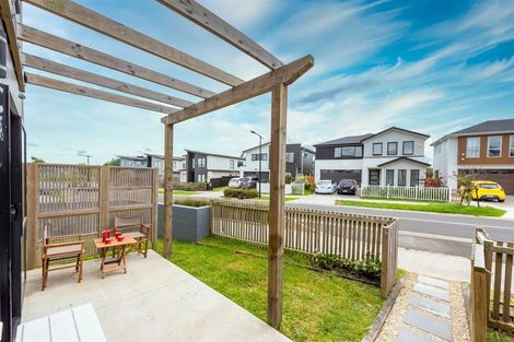 Photo of property in 2 Aviation Drive, Hobsonville, Auckland, 0616