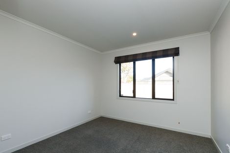 Photo of property in 4a Montgomery Terrace, Hokowhitu, Palmerston North, 4410
