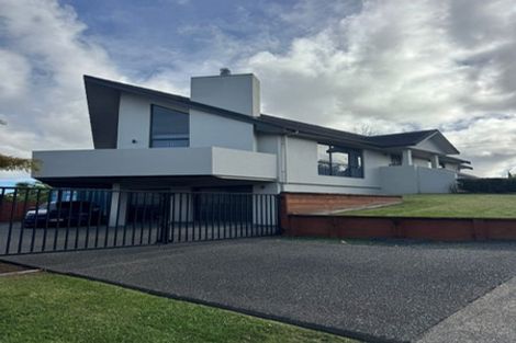 Photo of property in 80 View Ridge Drive, Ranui, Auckland, 0612