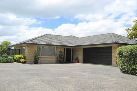 Photo of property in 4 Oakwood Place, Pukekohe, 2120